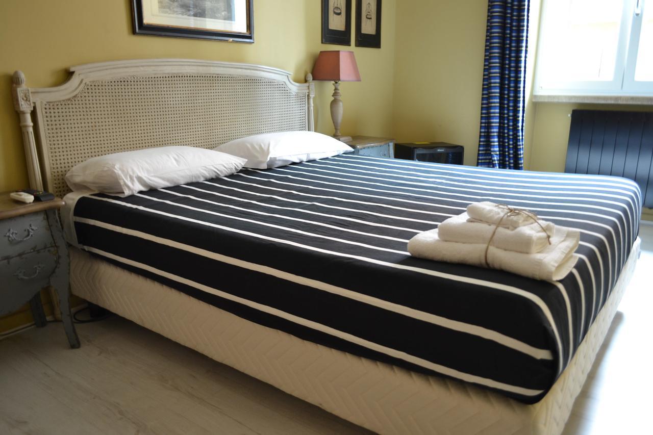 バーリ Gatto Bianco Casa Dei Venti Bed & Breakfast エクステリア 写真