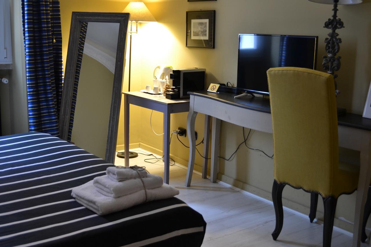 バーリ Gatto Bianco Casa Dei Venti Bed & Breakfast エクステリア 写真