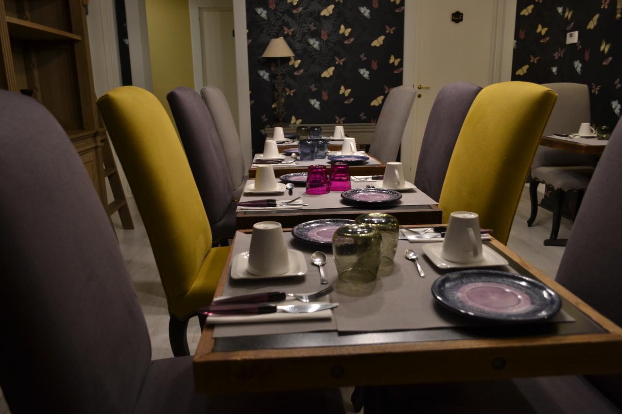 バーリ Gatto Bianco Casa Dei Venti Bed & Breakfast エクステリア 写真
