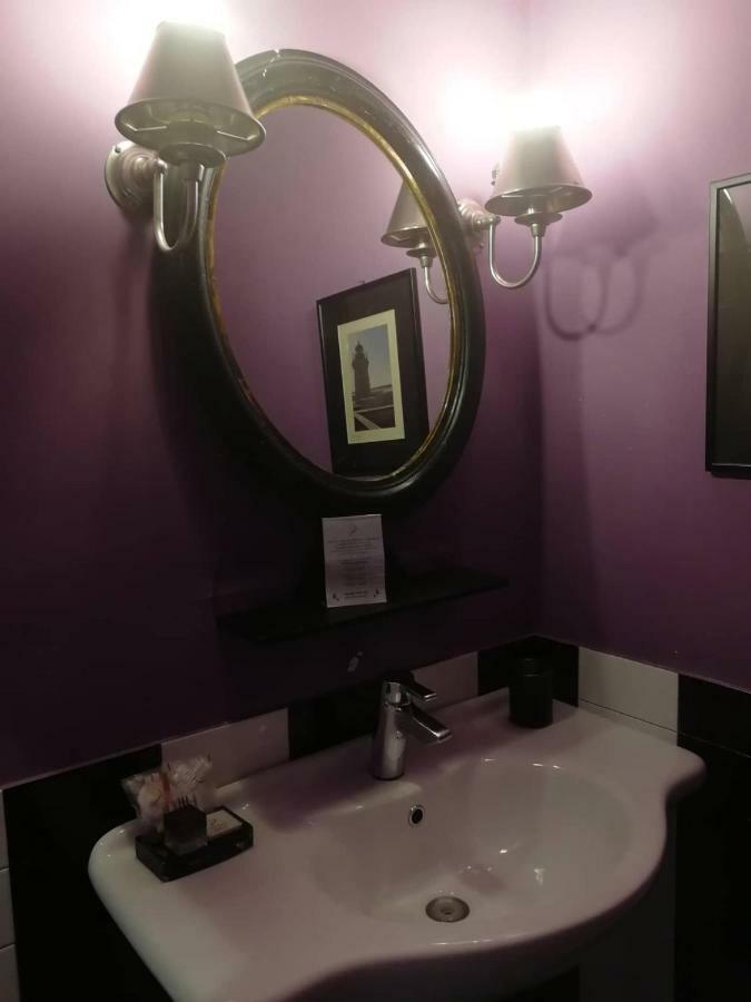 バーリ Gatto Bianco Casa Dei Venti Bed & Breakfast エクステリア 写真