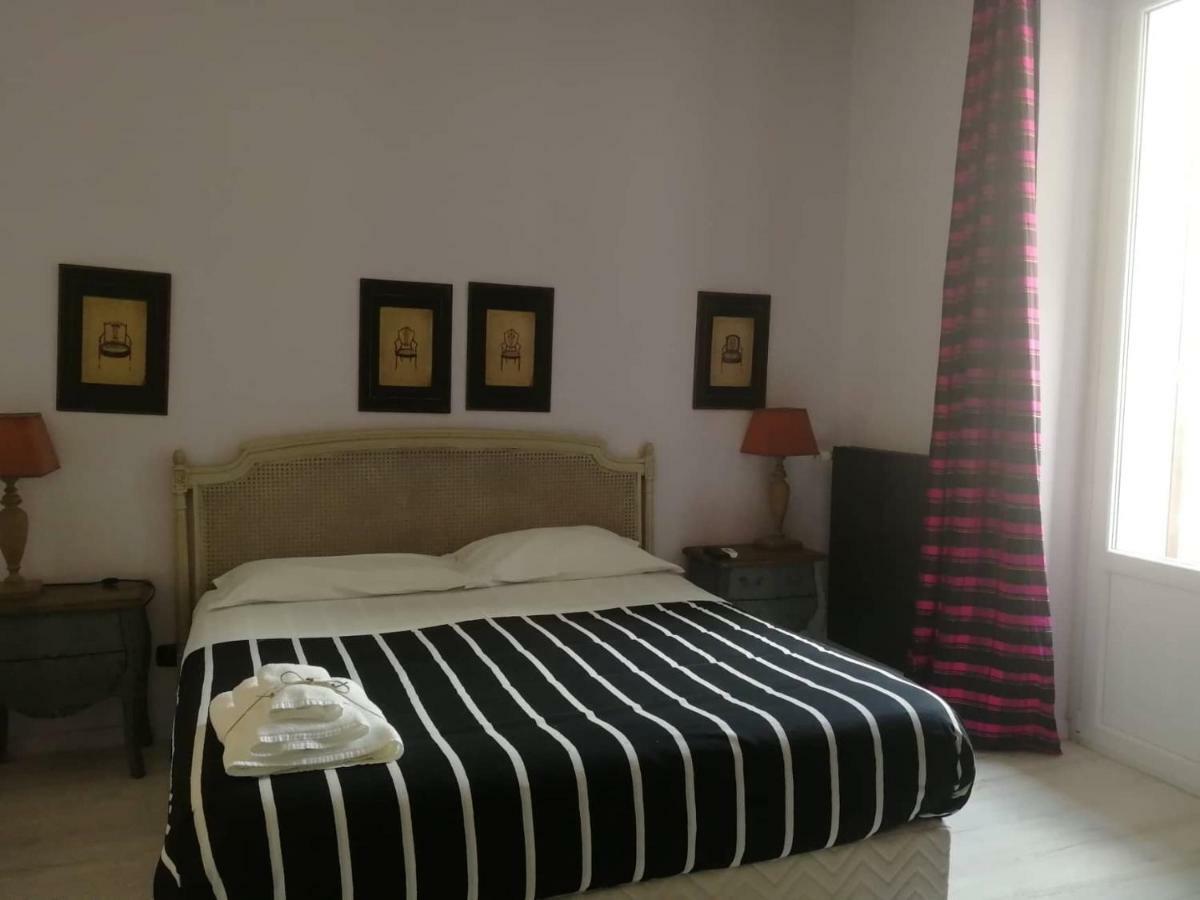 バーリ Gatto Bianco Casa Dei Venti Bed & Breakfast エクステリア 写真