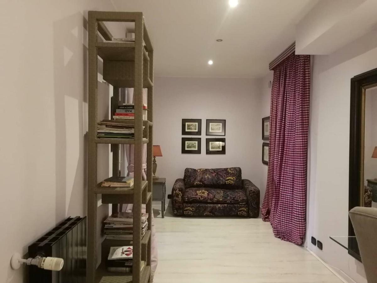 バーリ Gatto Bianco Casa Dei Venti Bed & Breakfast エクステリア 写真